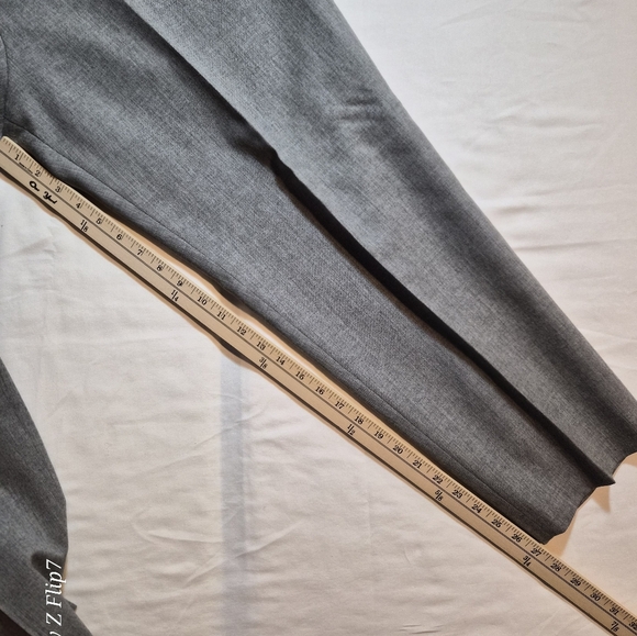 Talbots Petites Grey 100% Wool Straight Leg Trousers - Size 16P - Picture 10 of 10